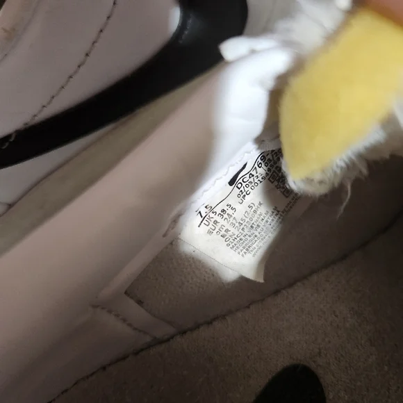 Nike Blazer Platform Sneaker - Women's Size 7.5 - Picture 6 of 8